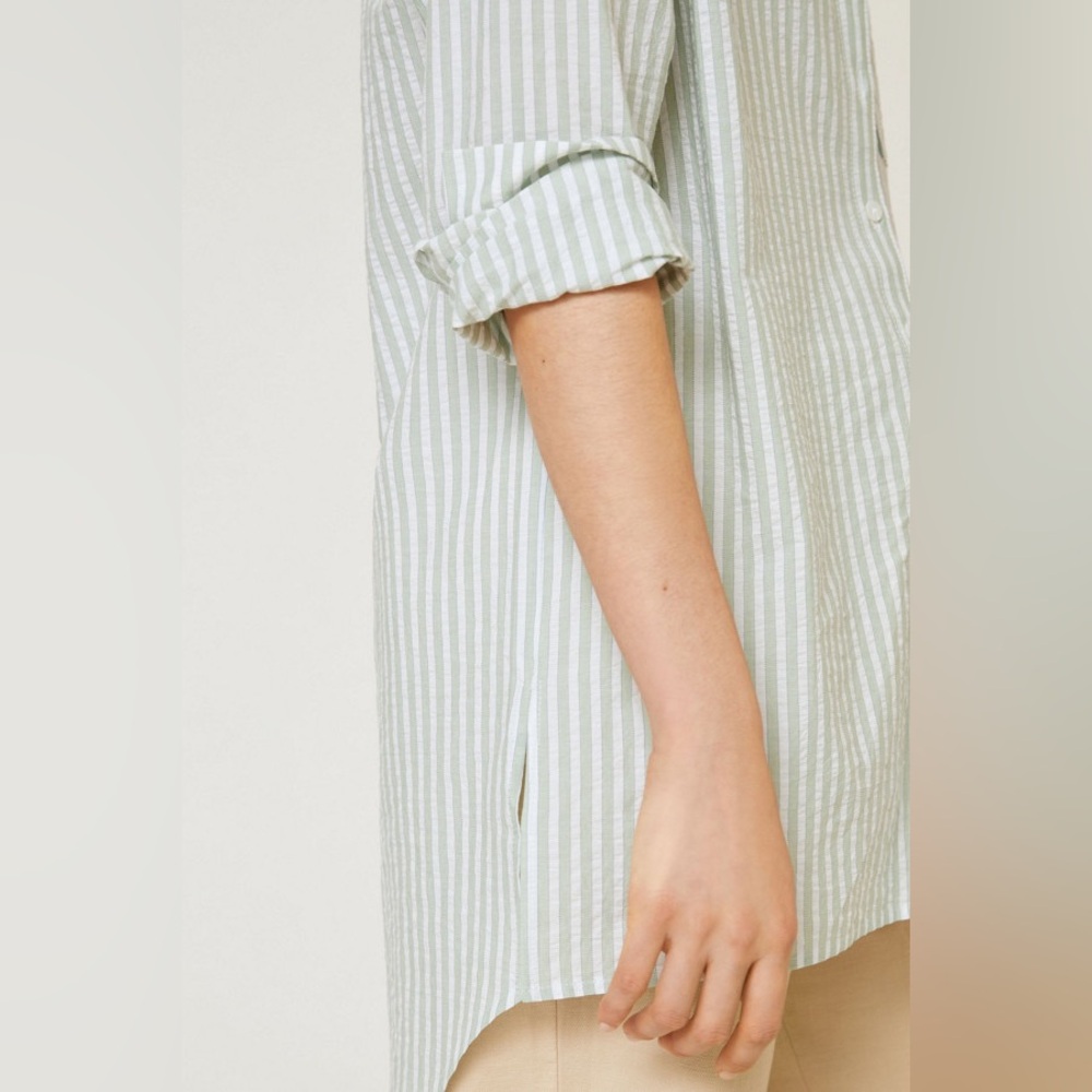 *New* Anthropologie Longline Buttondown, Size Small - Picture 4 of 8